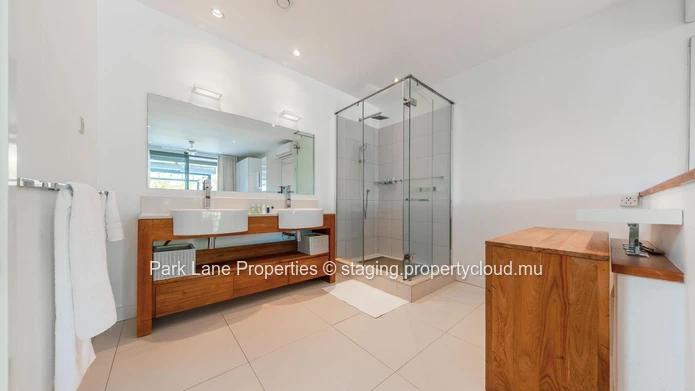 Grand River - Facing Unit!
