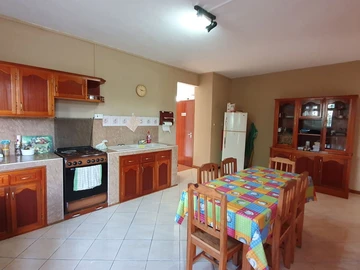 Maison de 8 Chambres