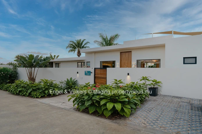 Spacious Golf Estate Villa with 4th Bedroom Expansion Possibility – Anahita, Mauritius