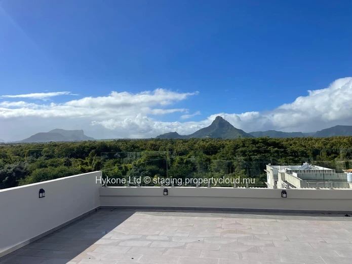 Penthouse For Rent In Flic en Flac