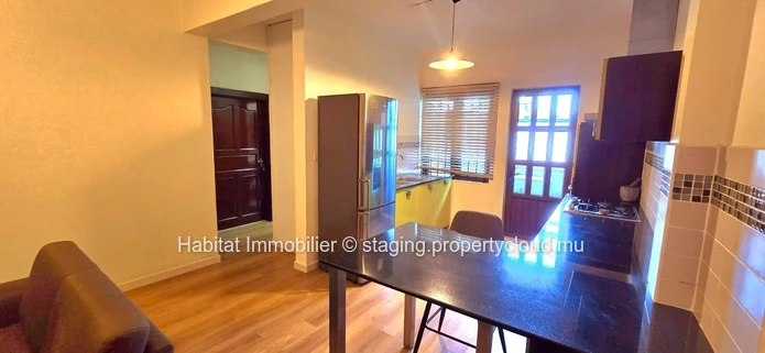 Bel appartement non meublé de 132 m² idéalement situé au rez-de-chaussée d'une résidence à Montagne Ory, Moka