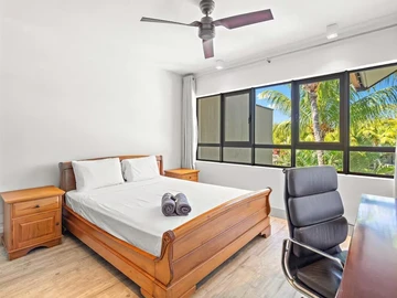 3 Bedroom Townhouse, Duplex