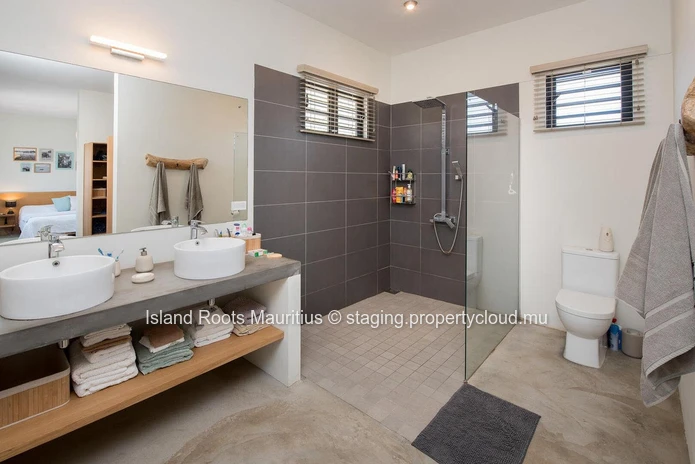 Beautiful 3 bedroom villa for sale in Mont Mascal