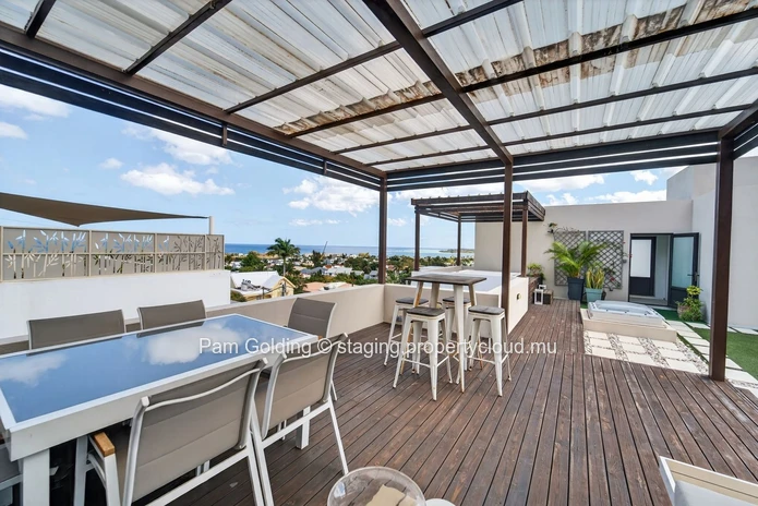 Penthouse immaculé et meublé à Tamarin