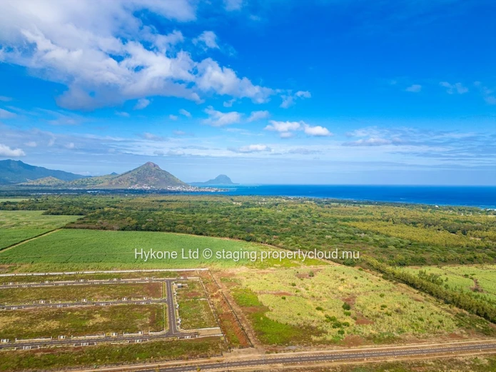 Terrain Résidentiel À Vendre À Flic En Flac
