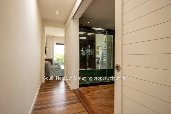 Modern triplex villa with 4 bedrooms