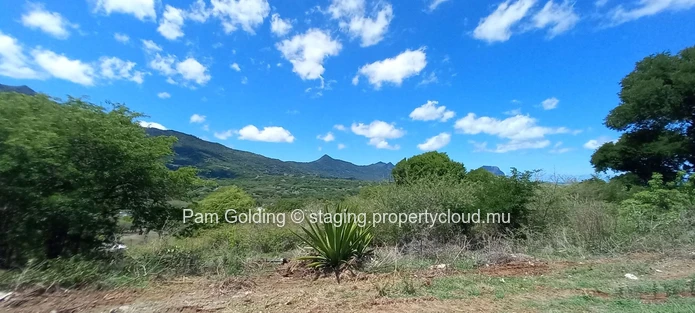 Exclusive Plot in Domaine de Palmyre – Perfect for Investment