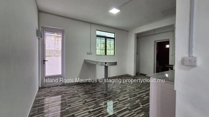 Immeuble de 6 appartements situé à Triolet