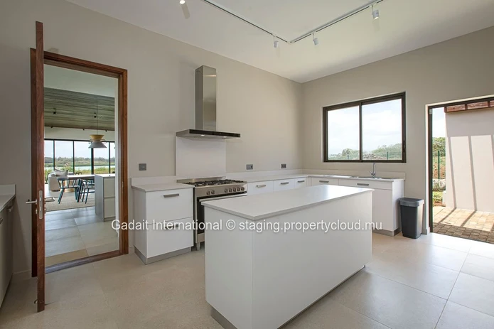 For sale a master villa on the water in Mauritius