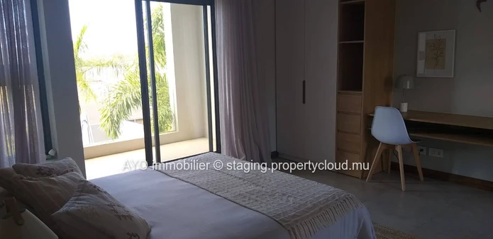 Beautifully furnished 3 bedroom villa with pool