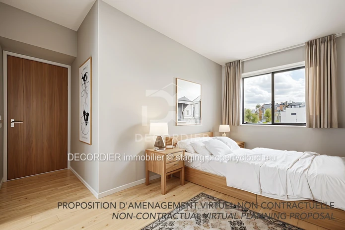 For Sale – Modern House with Swimming Pool