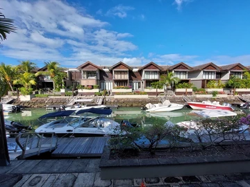 3 Bedroom Townhouse, Duplex