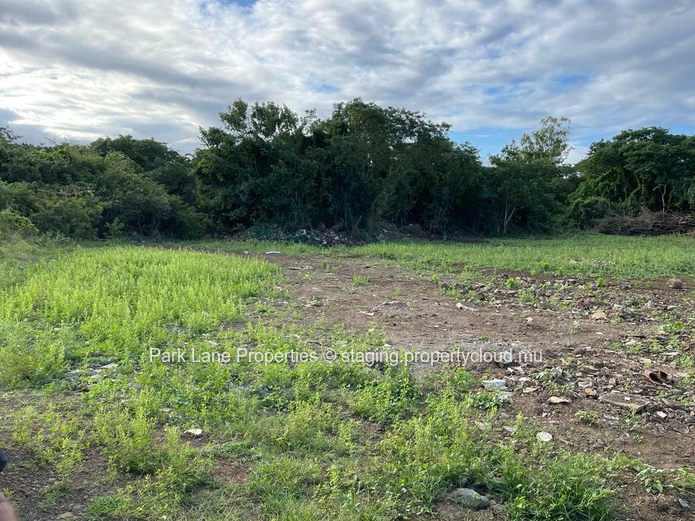 Plot of land for sale at Pereybere.