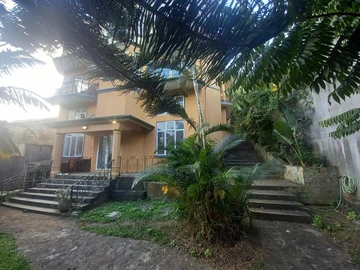 Maison de 6 Chambres