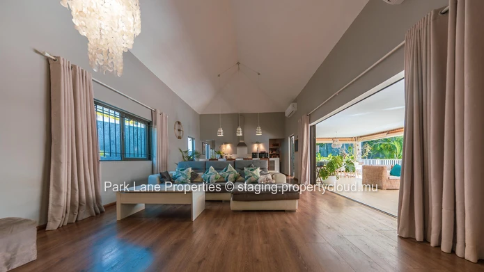 Elegant family home in Saint Antoine