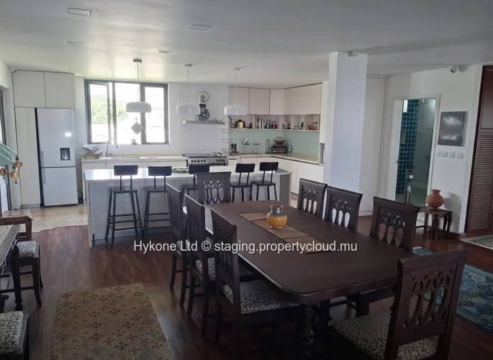 Appartement À Vendre À Curepipe