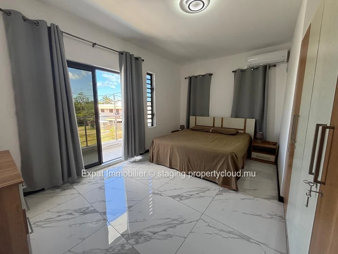 2-Bedroom Detached Villa for Rent – Pereybere, Peaceful Residential Setting