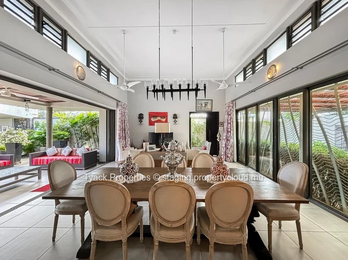 Luxury 3-Bedroom Villa with Private Pool – Balaclava