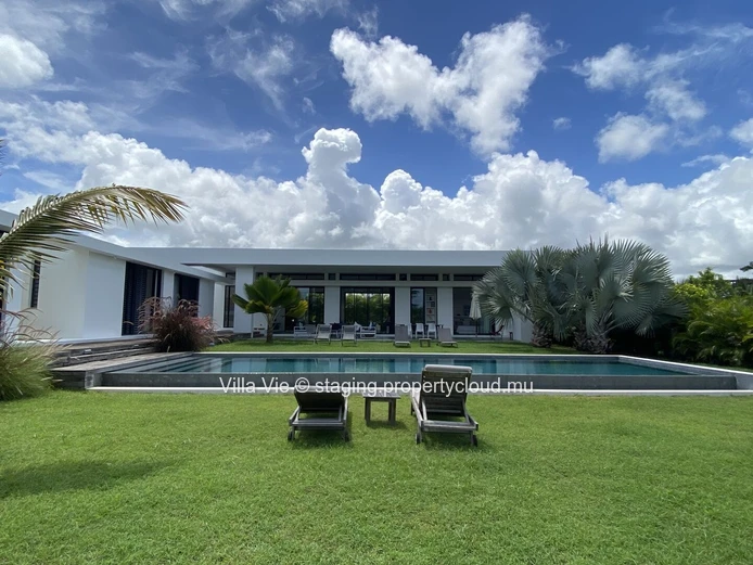 Mont Choisy - Elegant 4 bedroom villa with private pool