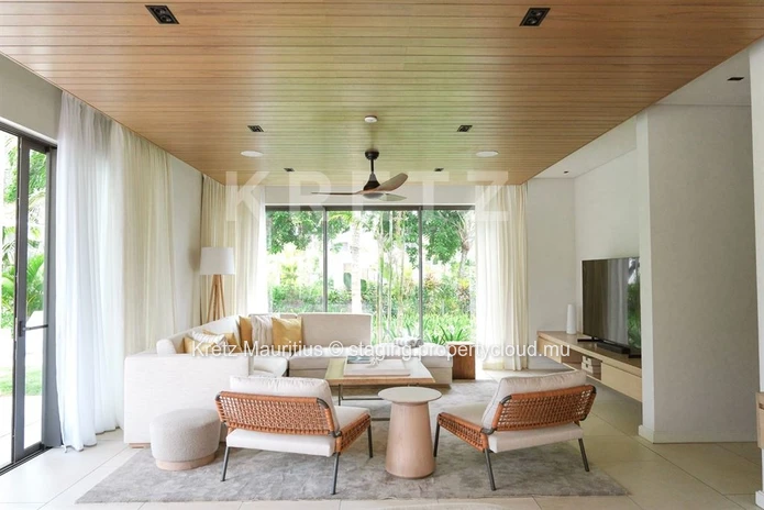 Exclusive – Contemporary villa in the heart of a 5* hotel estate (Sole Mandate)