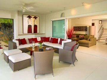 4 Bedroom Villa