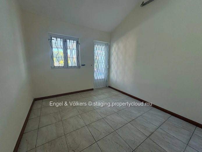 For Sale - Elegant 4-Bedroom house in Tamarin