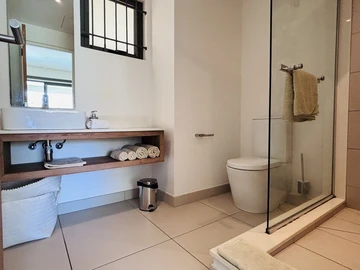 3 Bedroom Townhouse, Duplex