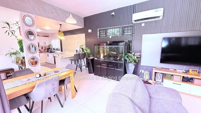 Villa for sale in Tamarin