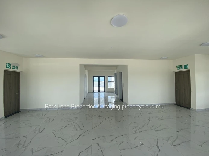 À vendre – Appartement moderne à Sky Garden, Trianon
