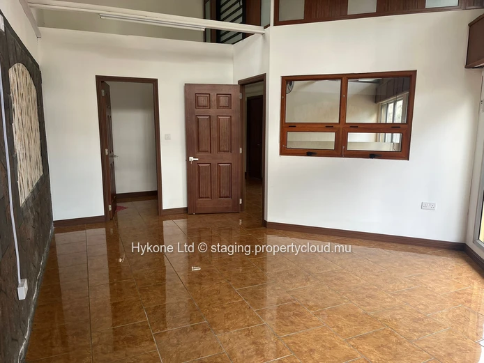Commercial Space For Rent In Quatre Bornes