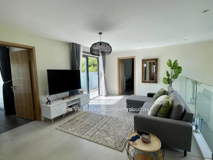 Péreybère - Modern 4-bedroom villa with private pool 