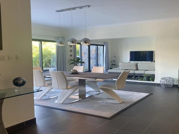 4 Bedroom Villa