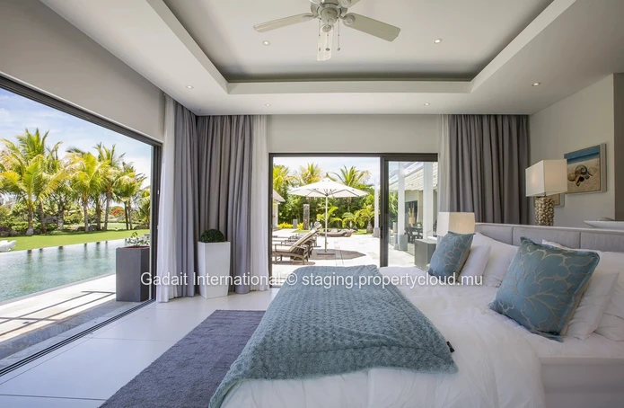 Villa d'exception avec vue panoramique sur le golf à Anahita Beau Champ