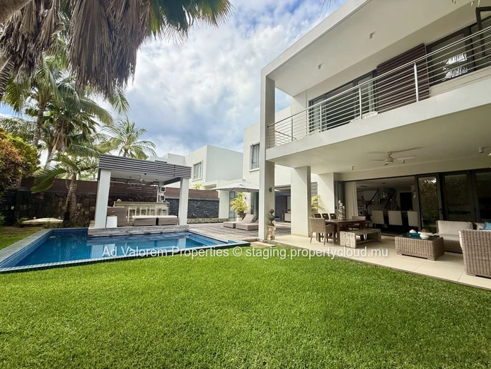 For Sale – Exquisite Luxury Villa in Grand Baie