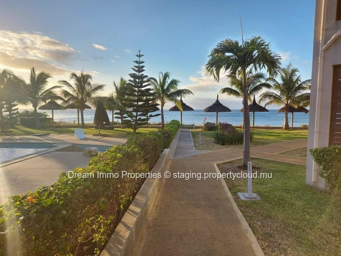 Beachfront! Somptuous Sea View Resale Apartment In Flic En Flac – Mauritius