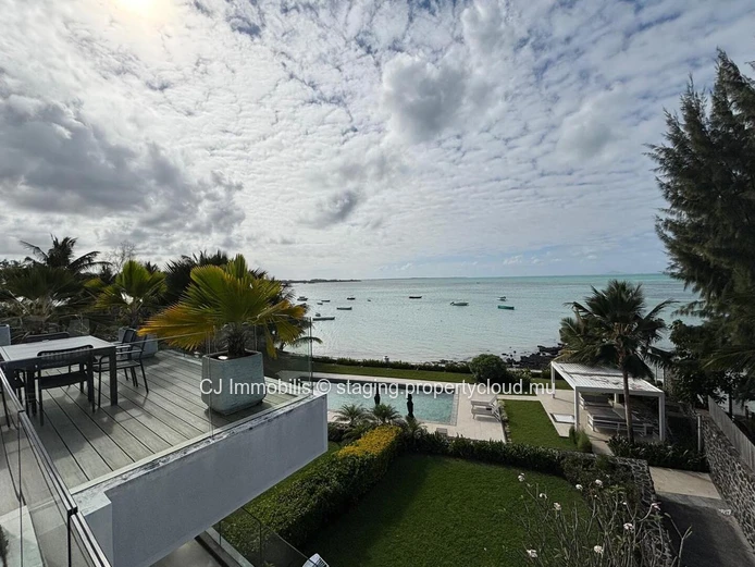 Roches Noires a vendre un penthouse avec vue mer (Mandat exclusif)