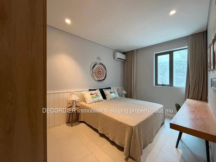 For Sale – Poste La Fayette