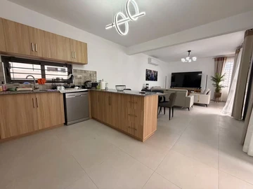 4 Bedroom Villa