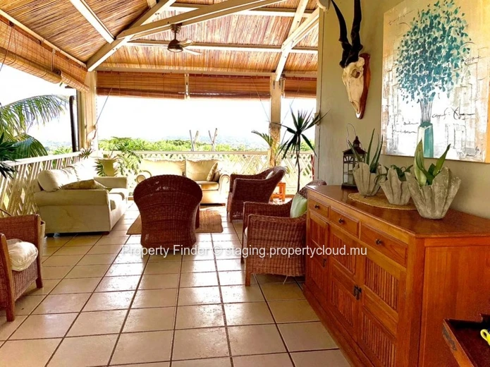 4 Bedroom villa - For sale - Tamarin