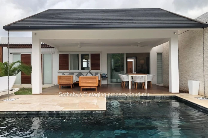 Outdoor Living 