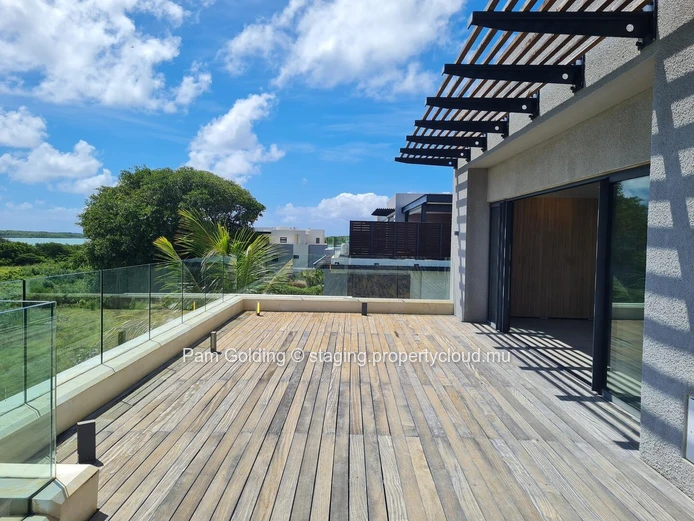 Penthouse spacieux de 3 chambres avec vue sur le lagon à vendre à St. Antoine Residences – Côte Nord de l’île Maurice