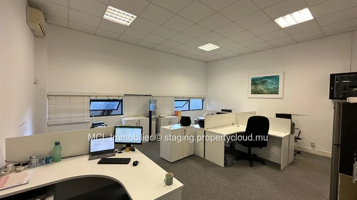Offices in Calebasses
