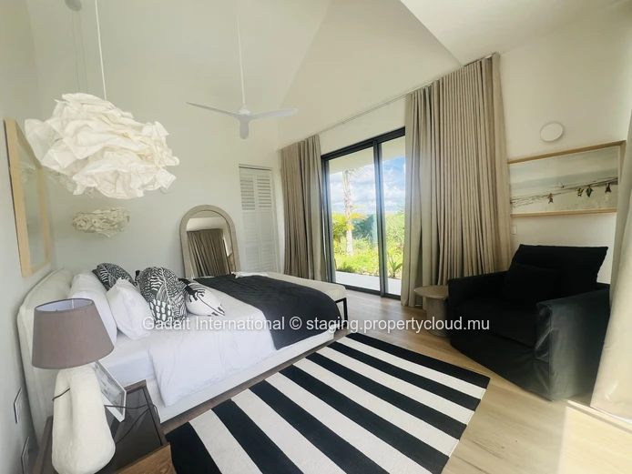 Luxury Short-Term Rental Villa in Mont Choisy Golf - 4 bedrooms and pool