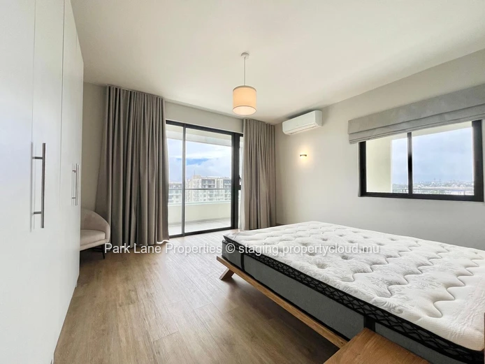 Penthouse moderne de 4 chambres avec vue sur le Wellness Park de Sodnac