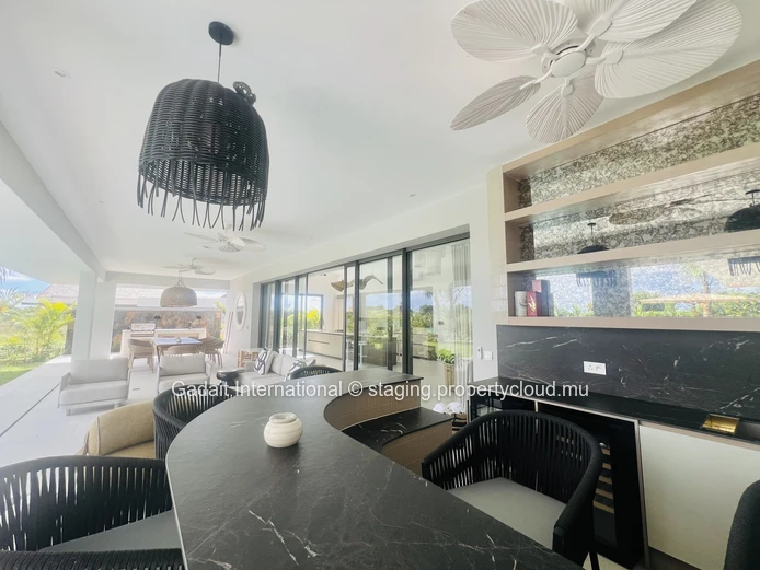 Luxury Short-Term Rental Villa in Mont Choisy Golf - 4 bedrooms and pool