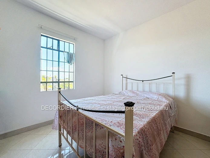 Maison spacieuse de 300 m² dans un quartier calme