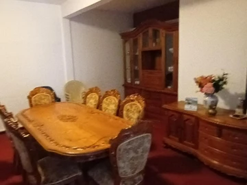 6 Bedroom House