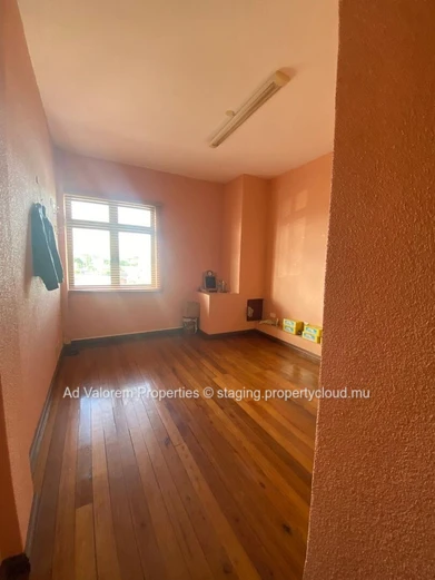 Elevate your lifestyle and experience luxury living in this spacious penthouse of 400 m2 in the heart of Quatre Bornes. (Sole Mandate)