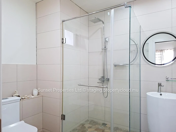 Villa | Sea View | Prime Location