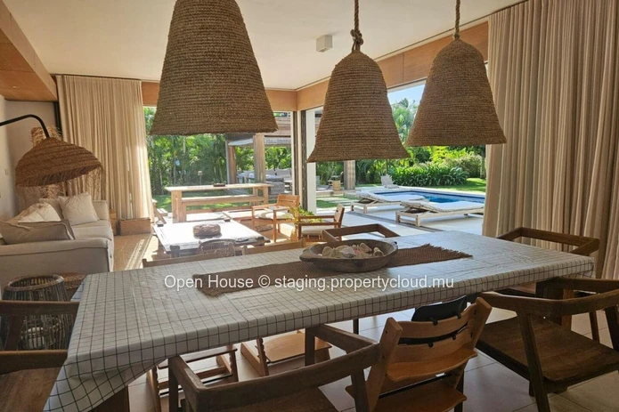 Villa de luxe Mon Choisy, Golf, 4 chambres avec salle de bains, piscine, salle de fitness, SPA, tennis, Padel. Dispon...